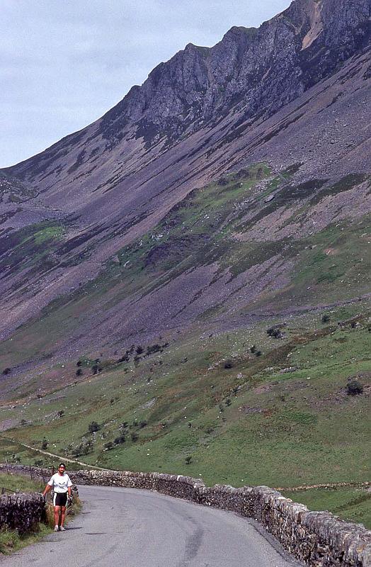 WT 2700 337-16 UK 1992-1.jpg